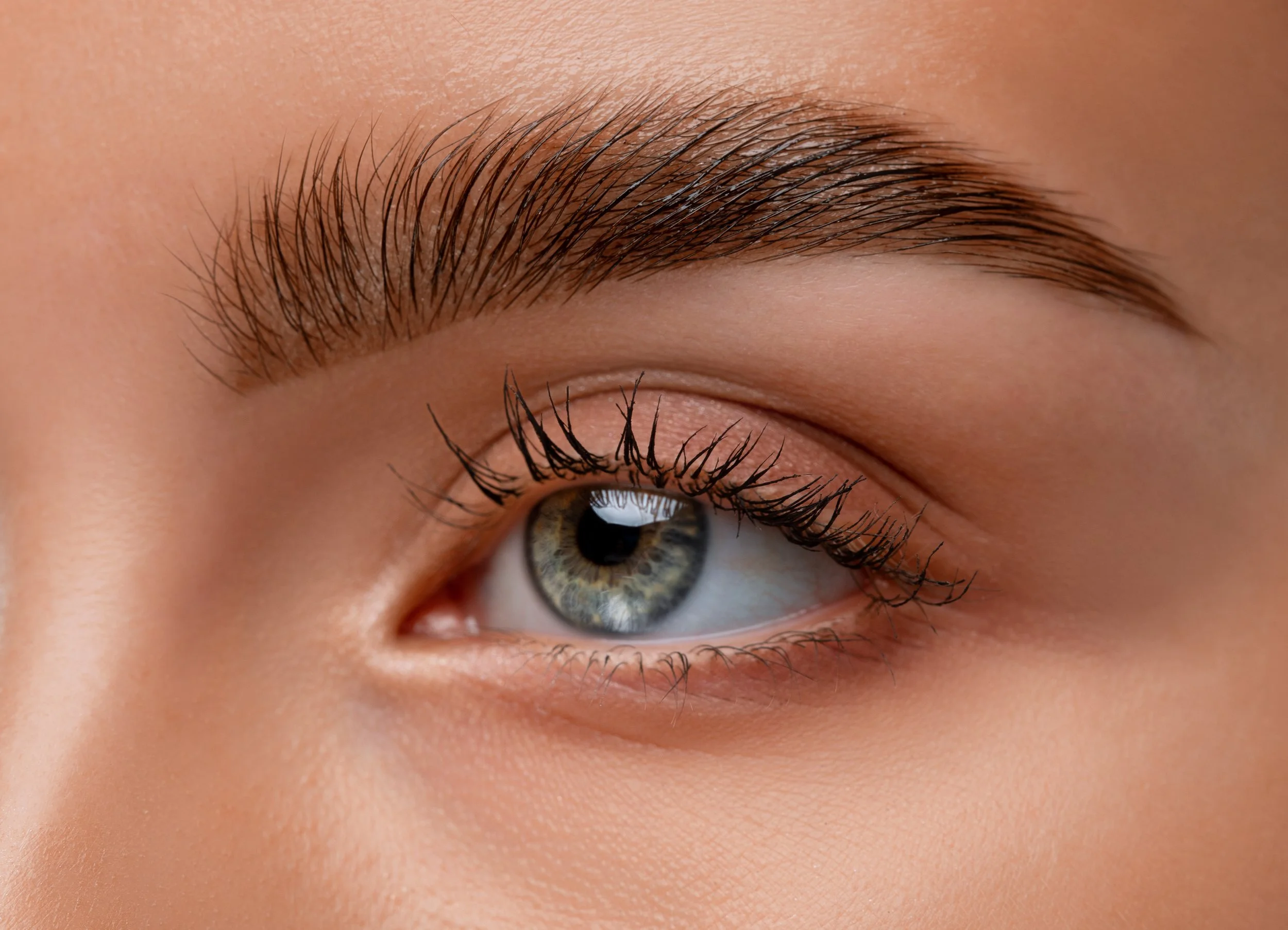 Eyebrow Lamination